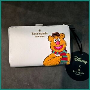 Kate Spade x Disney Muppets Fozzie Bear Medium Bifold Wallet Parchment White NWT